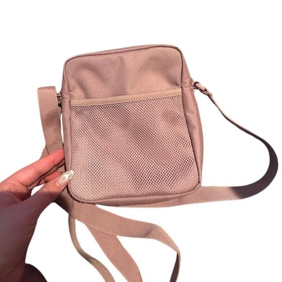 Herschel Heritage Crossbody Bag Ash Rose 2.5L-7.25"(H) x 6.00"(W) x 2.50"(D) - Picture 2 of 5